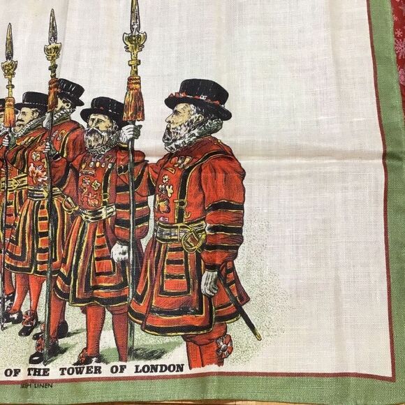 Irish linen tapestry yeoman warders of the Tower of London - Picture 3 of 4